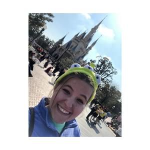 Meet your Posher, Christina